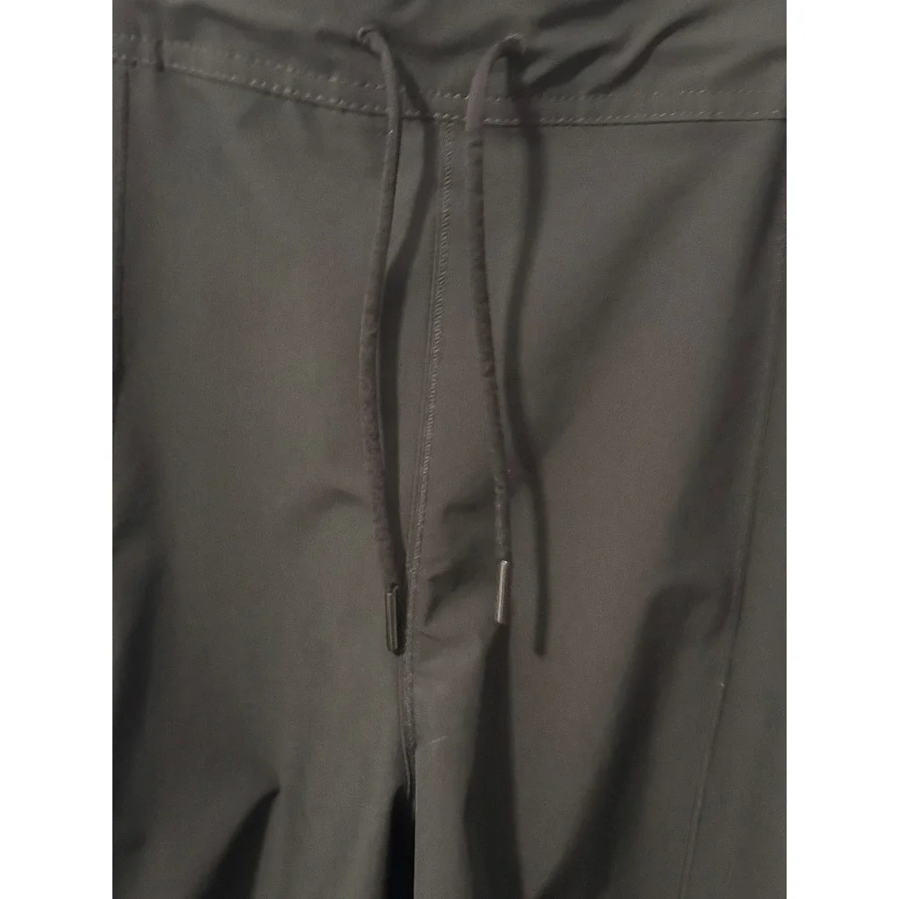 Lands End Womens 20W Black Active‎ Shorts Drawstring Pockets Stretch Hiking Gym